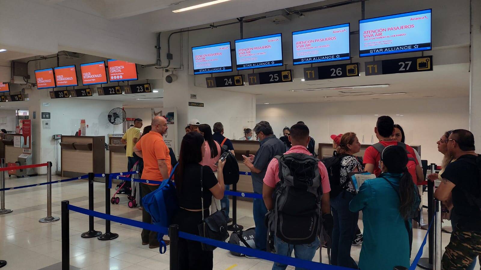 En el Aeropuerto Alfonso Bonilla Aragón Hay Puntos de Información para Viajeros de Viva Air.