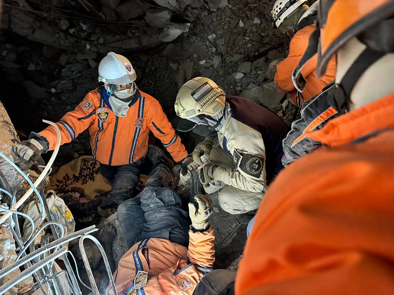 Dispués de 150 Horas de Búsqueda, Hubo Un rescate Exitoso.