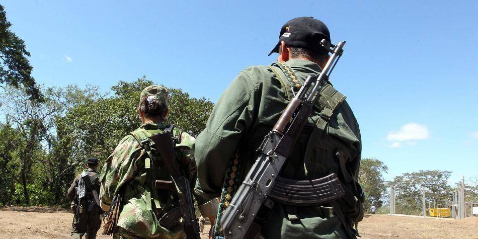 Grupos Armados Ilegales Asustan en el Suroccidente Colombiano.