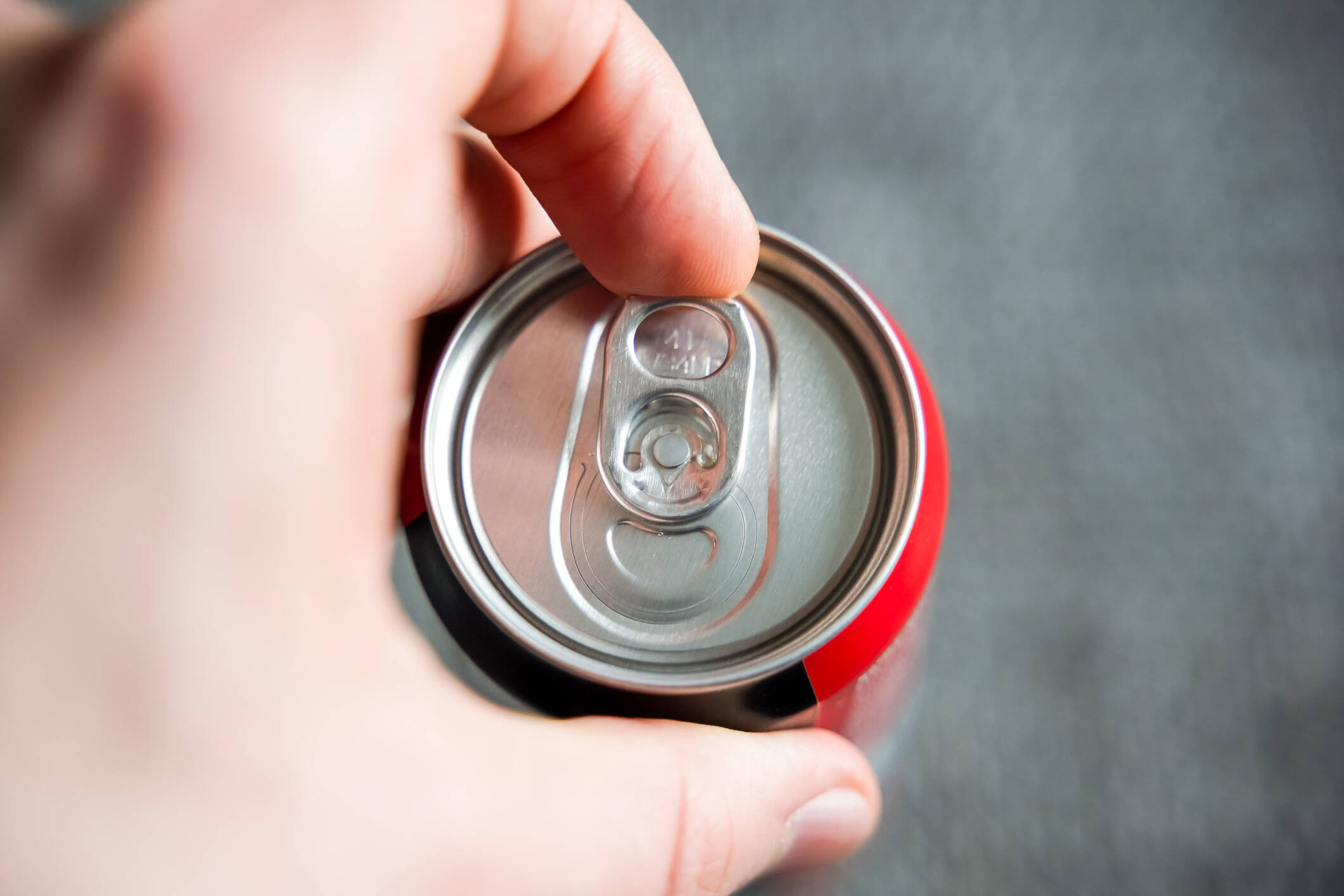 Una gaseosa, refresco, fresco o soda es una bebida hecha a base de agua carbonatada y edulcorantes.