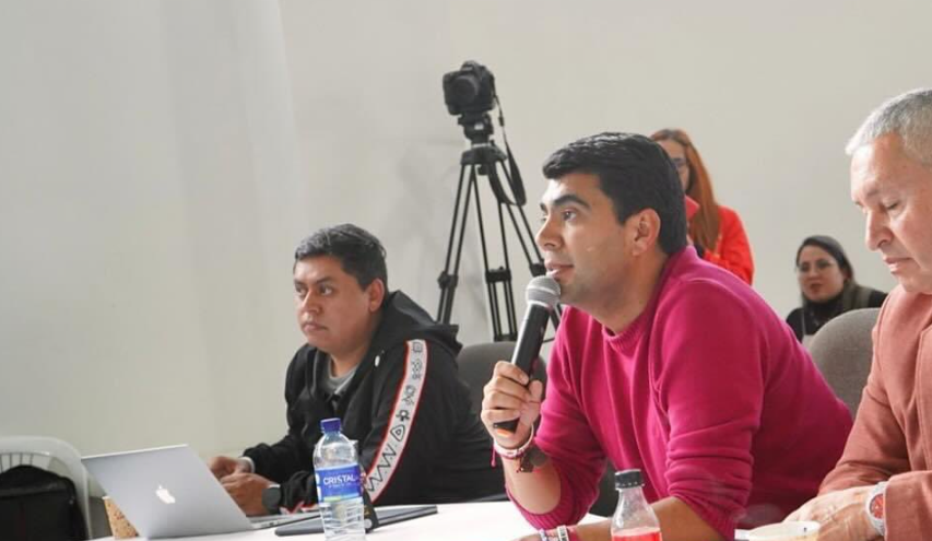 El alcalde electo inició su administración con polémica medida