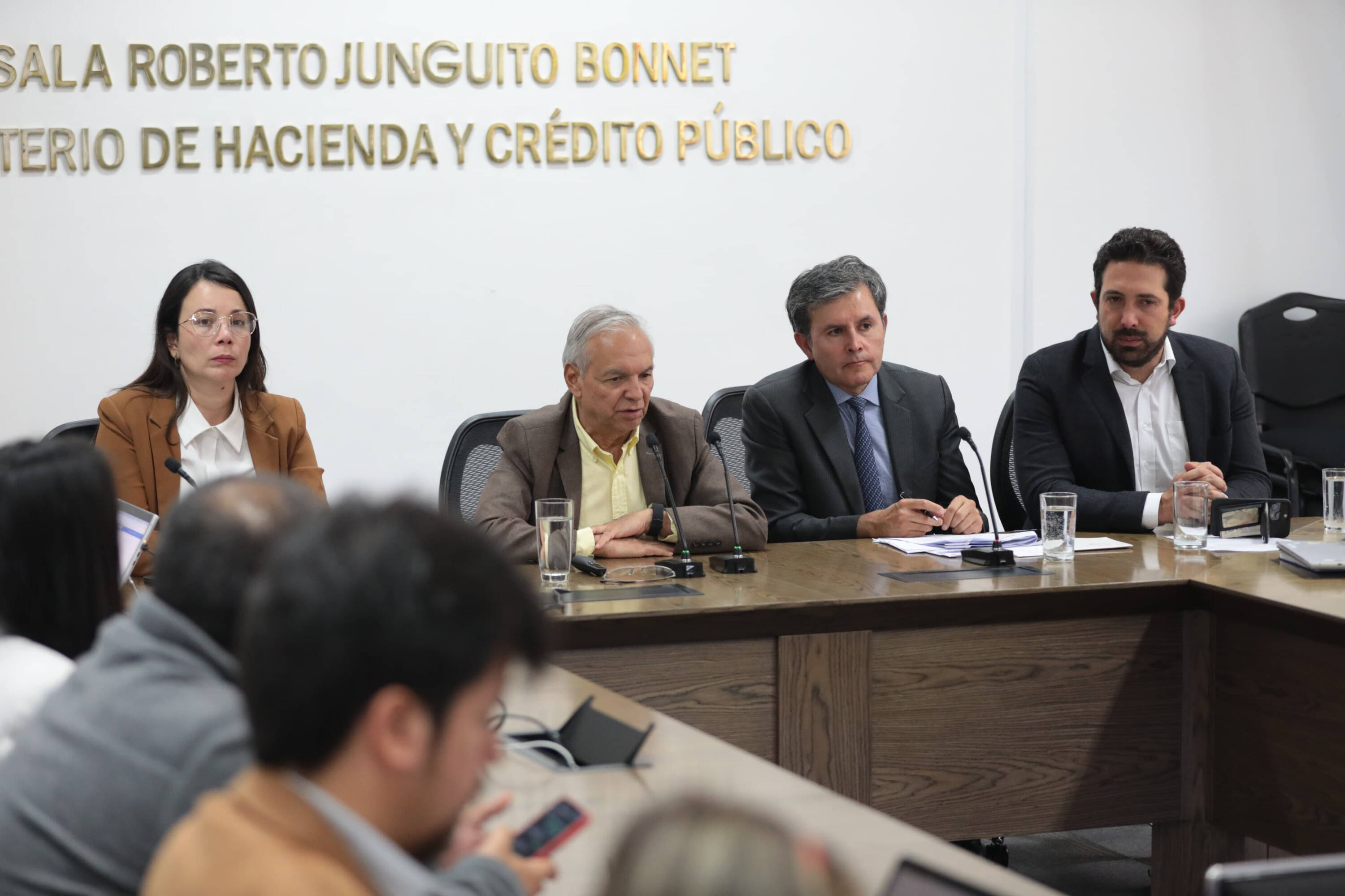 En El 2024 Habría Un Mayor Déficit Fiscal Y Se Elevaría La Deuda Neta