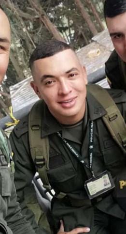 Medellín Belediye Başkanlığı, bir polis memurunun ölümüne yol açan saldırının sorumluları hakkında bilgi almak için 100 milyon dolar teklif etti