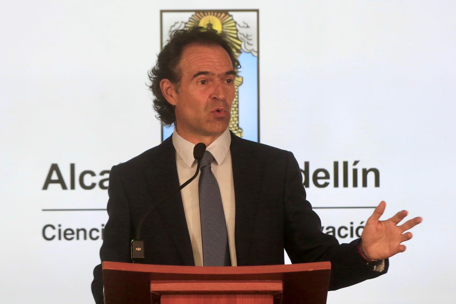 En Rueda de Prensa, El Alcalde de Medellín, Federico Gutiérrez, Reveló, Al Parecer, Un Tramado de Corrupció con epm en la administración anterior de Daniel Quintero.