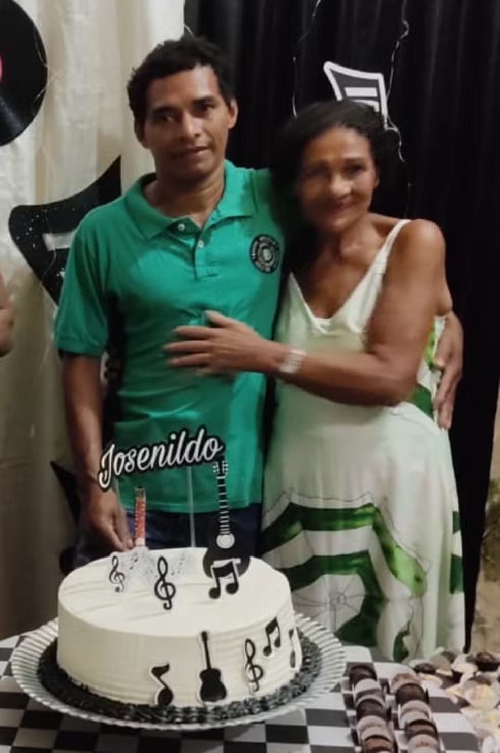 Josenildo da Silva Marreira and his mother.