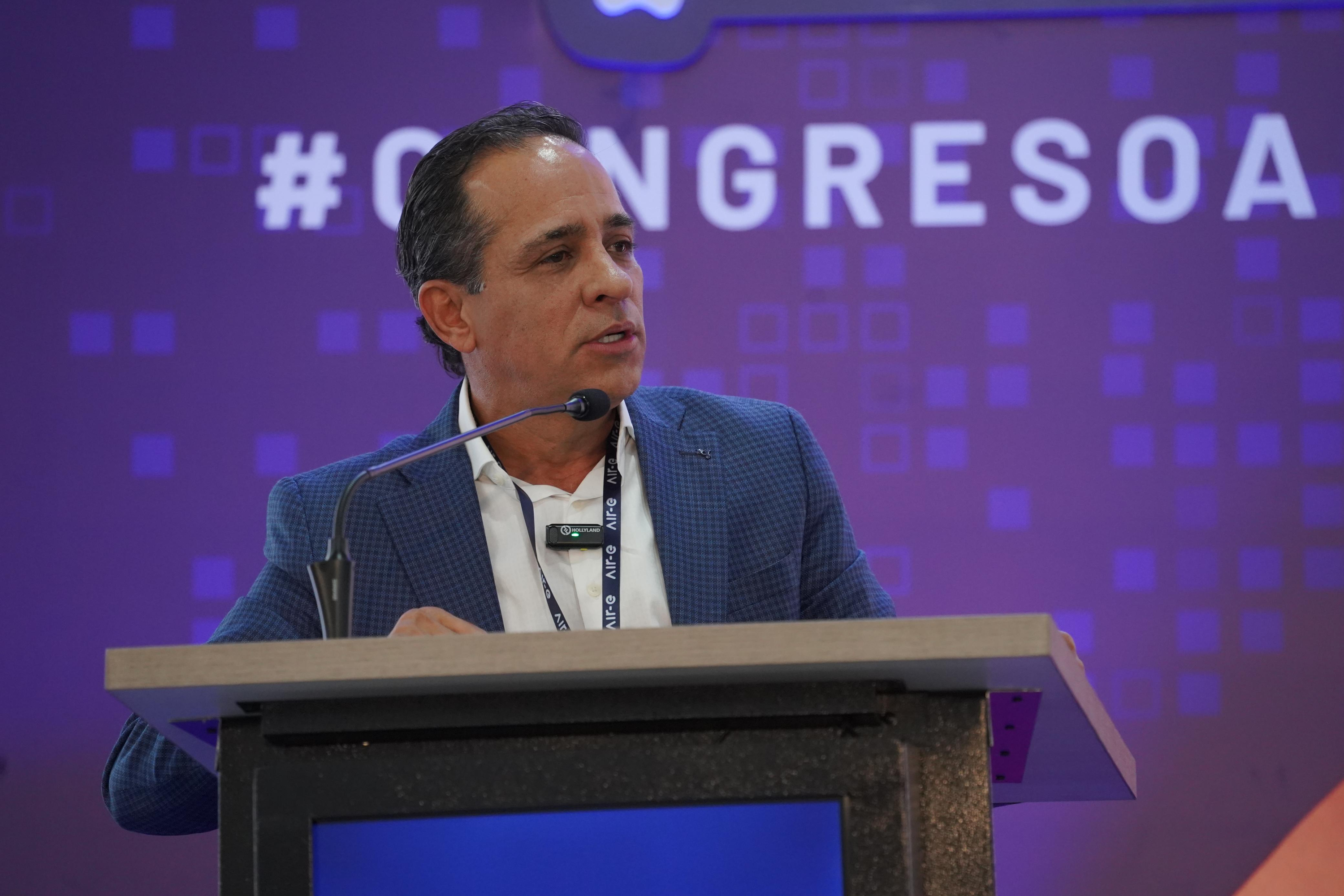 Alexander López, director del DNP.