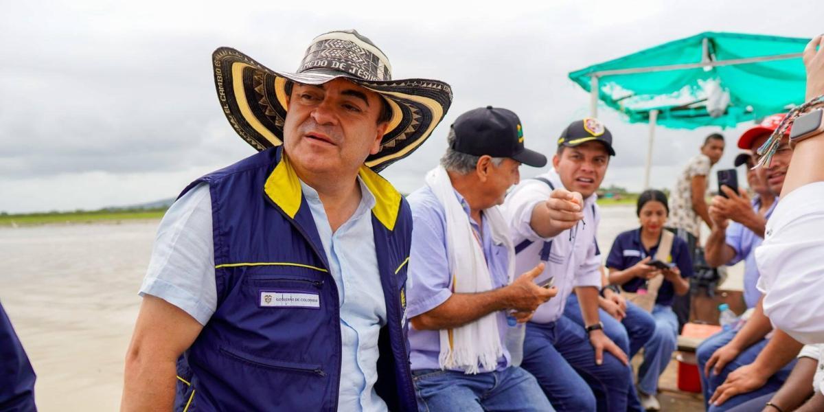 Olmedo López y Sneyder Pinilla, procesados por corrupción.