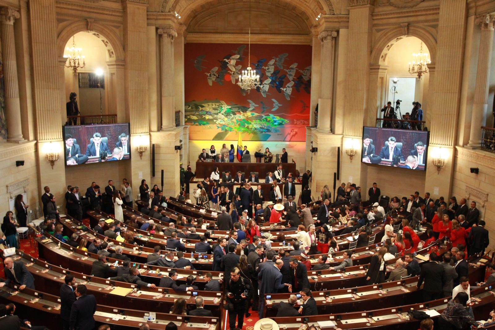 Así luce el panorama en el Congreso de la República antes de la instalación de la tercera legislatura.