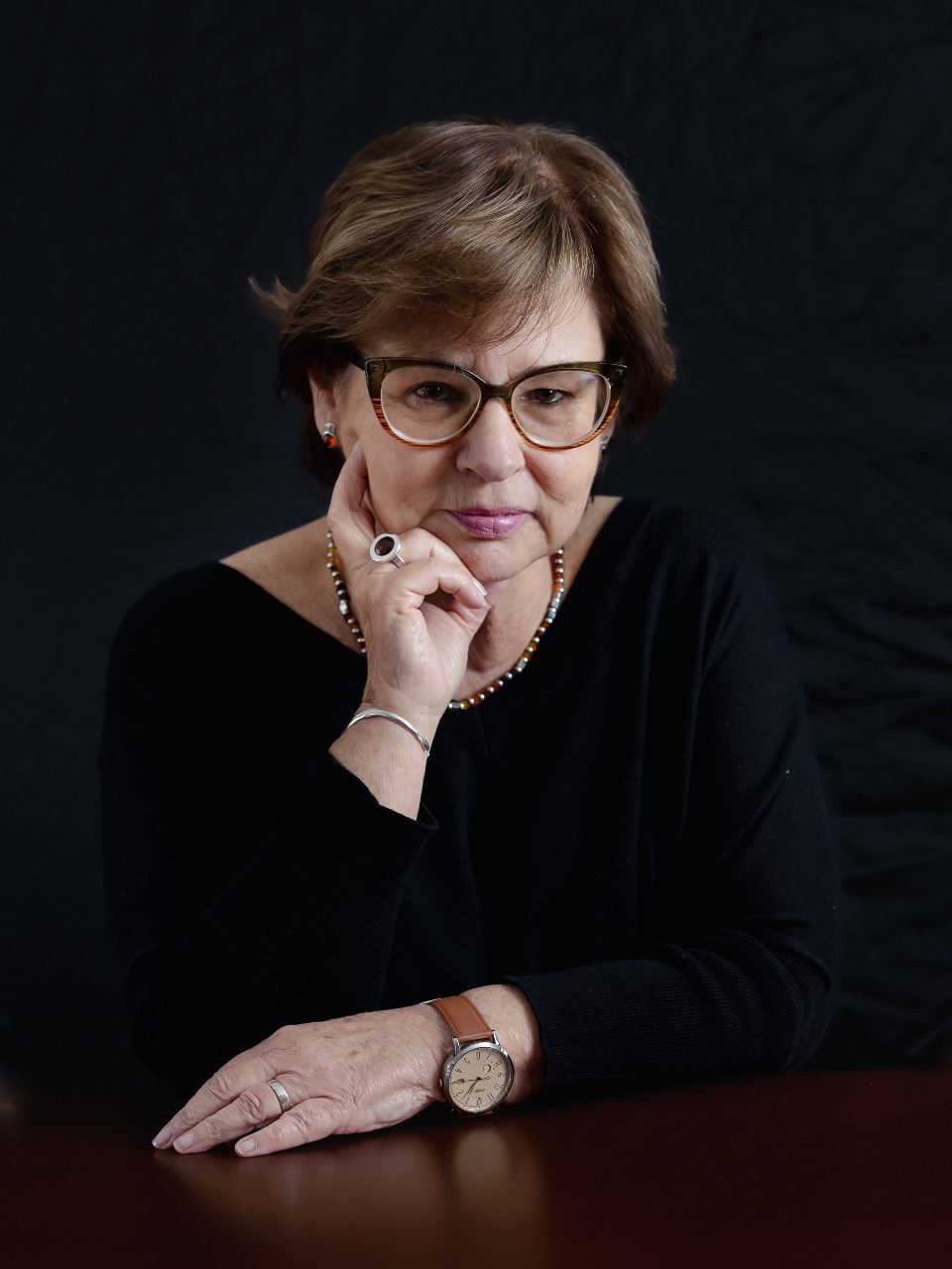 La mujer incierta, cuenta Bonnett, es uno de los libros que más trabajo le ha dado terminar.