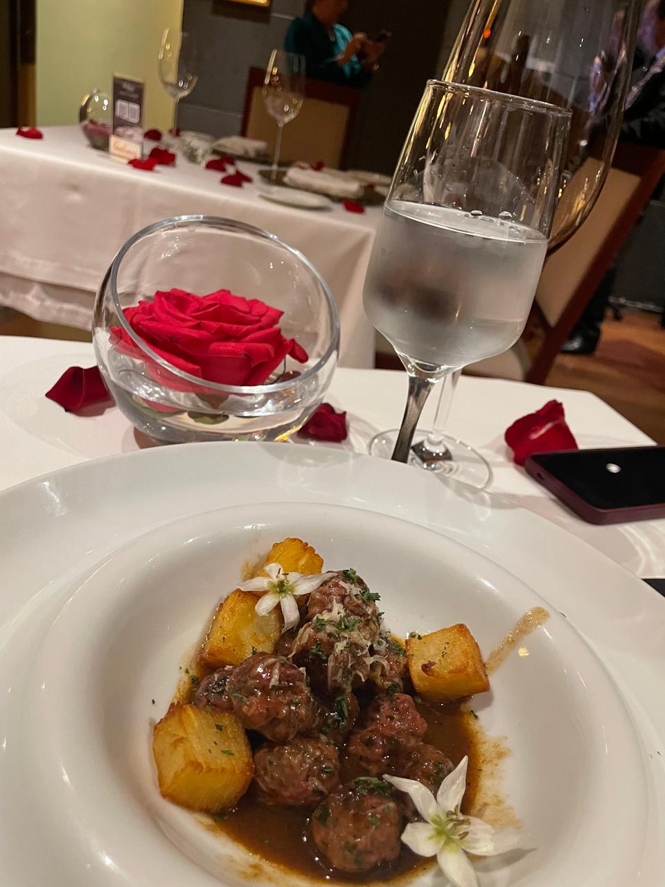 Las 'albóndigas de la nonna' son un imperdible del nuevo menú de Los Galenos.