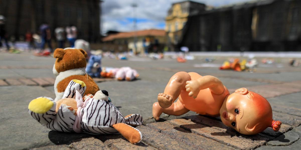 Rechazo contra la violencia hacia los niños en el país.