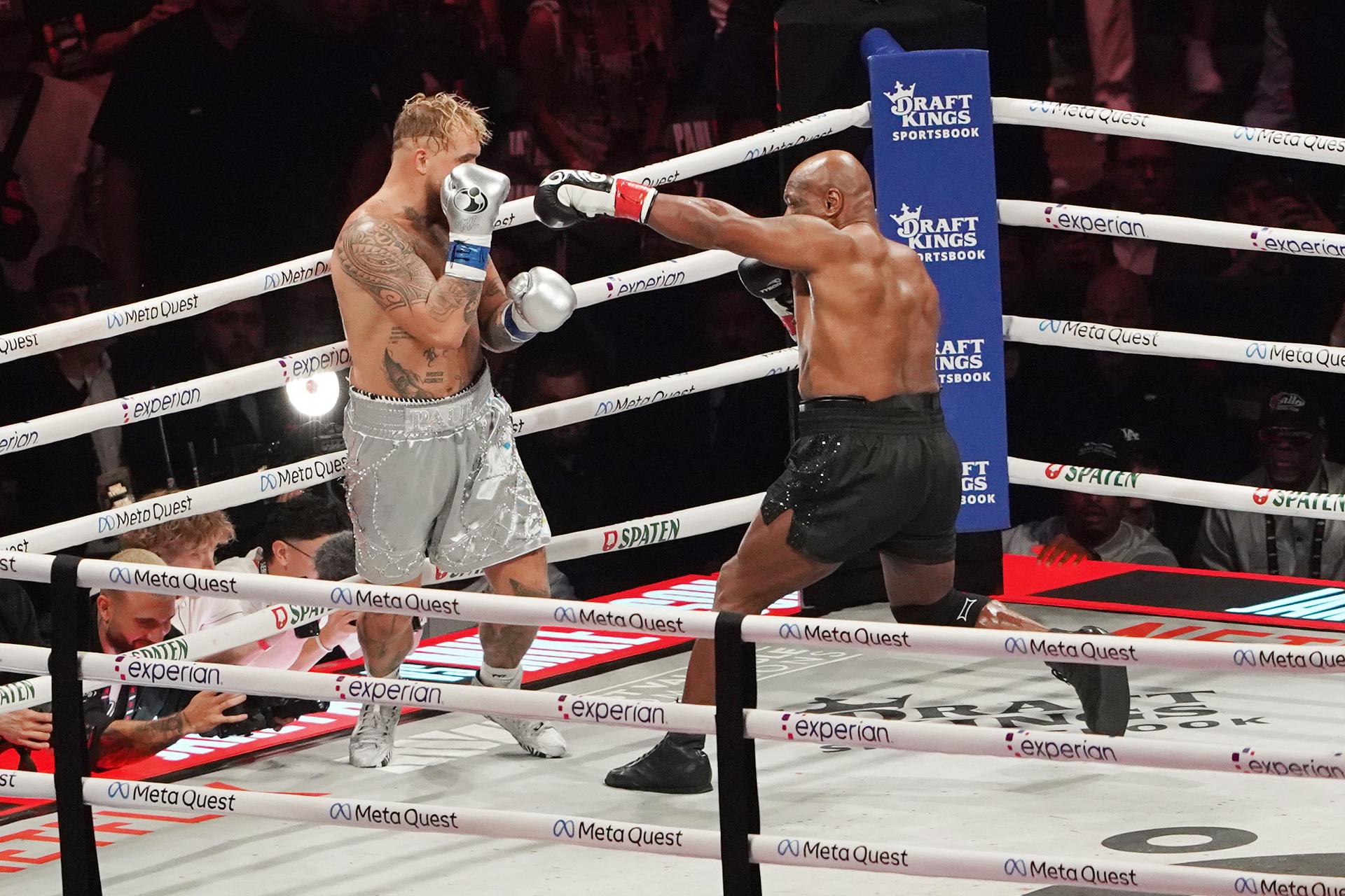 MIKE TYSON VS JAKE PAUL