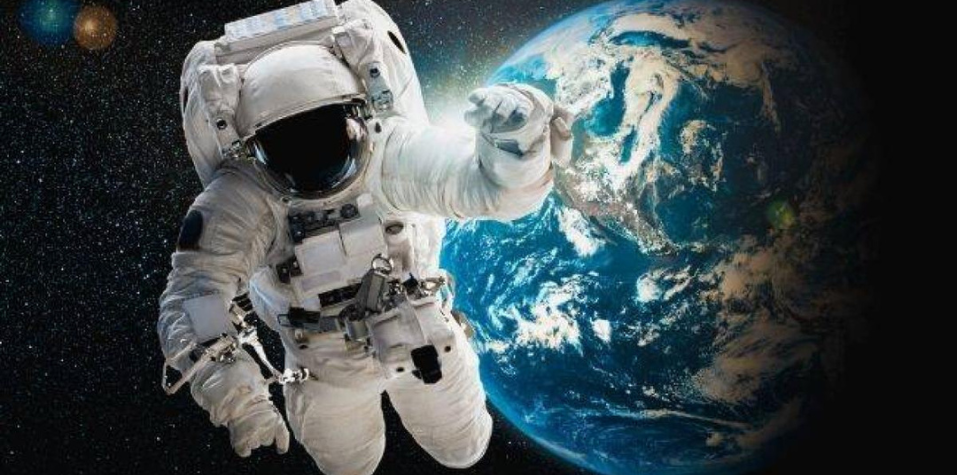 Los efectos de estar en el espacio exterior.