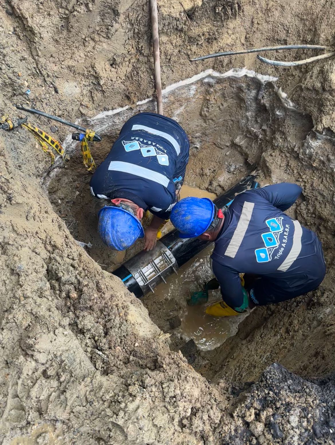 La Empresa Triple A Está Denunciando el Robo de Agua en El Departamento.