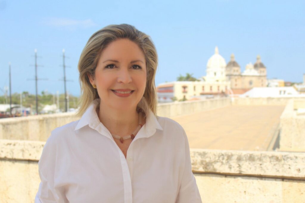 Carolina Calderón Guillen, Funcicar