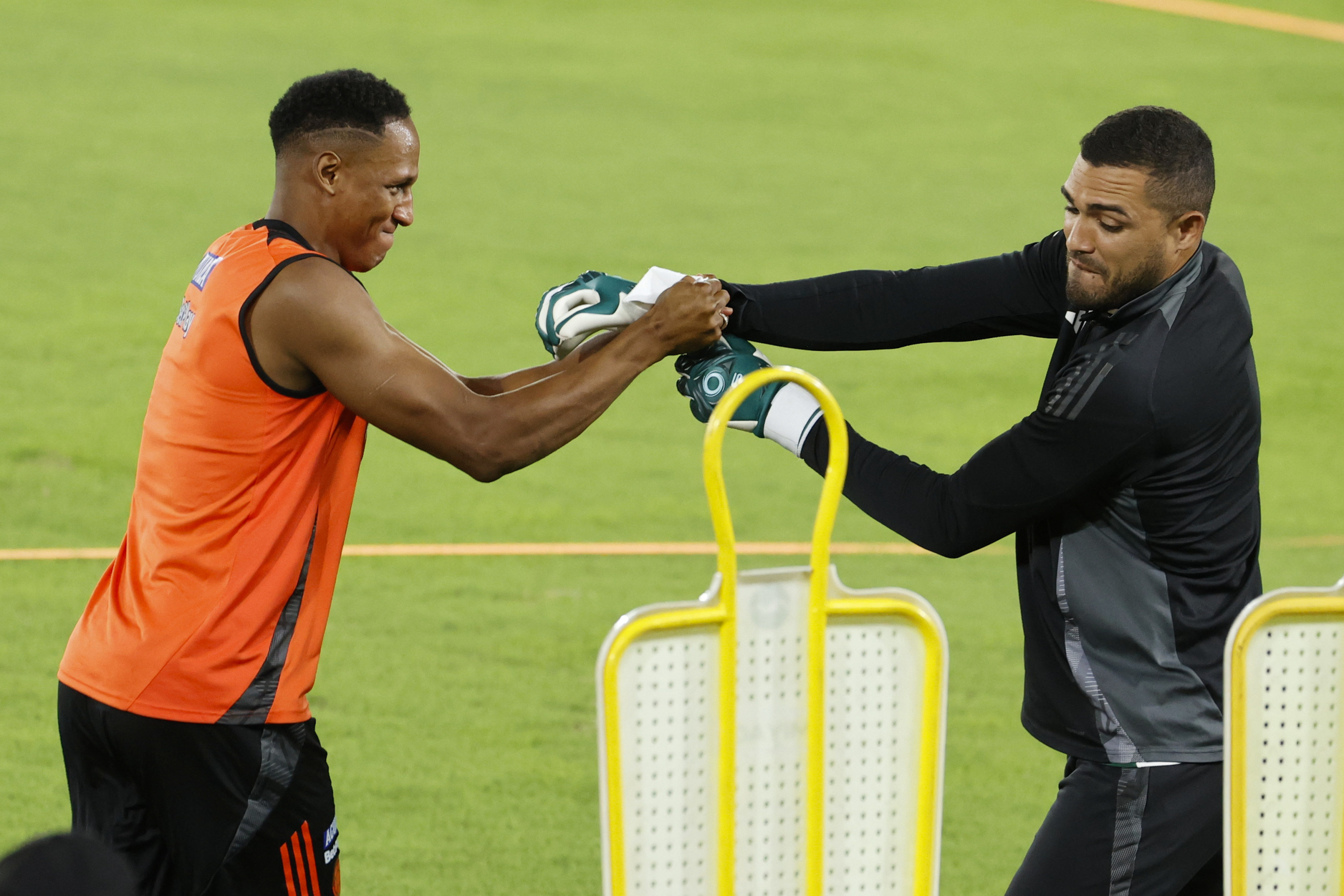 Yerry Mina y Álvaro Montero