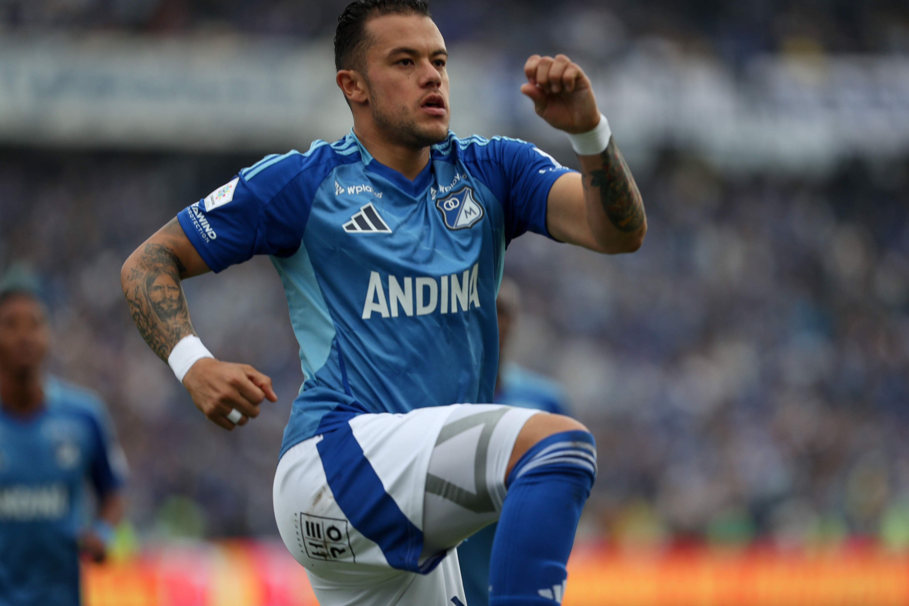 Imágenes del juego entre Millonarios y Fortaleza