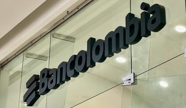 Bancolombia es una de las empresas que ofrece trabajo remoto.