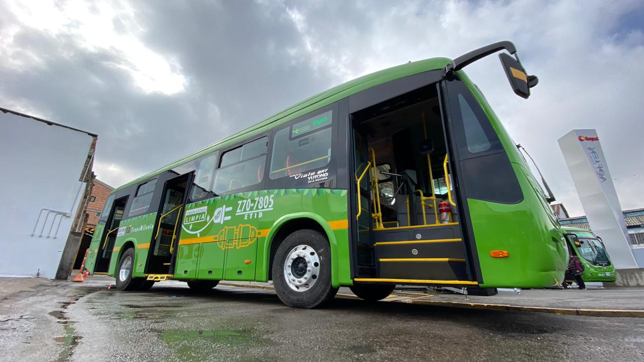 TransMilenio quiere aumentar sus buses de cero emisiones y pide al Gobierno cofinanciar esa compra.