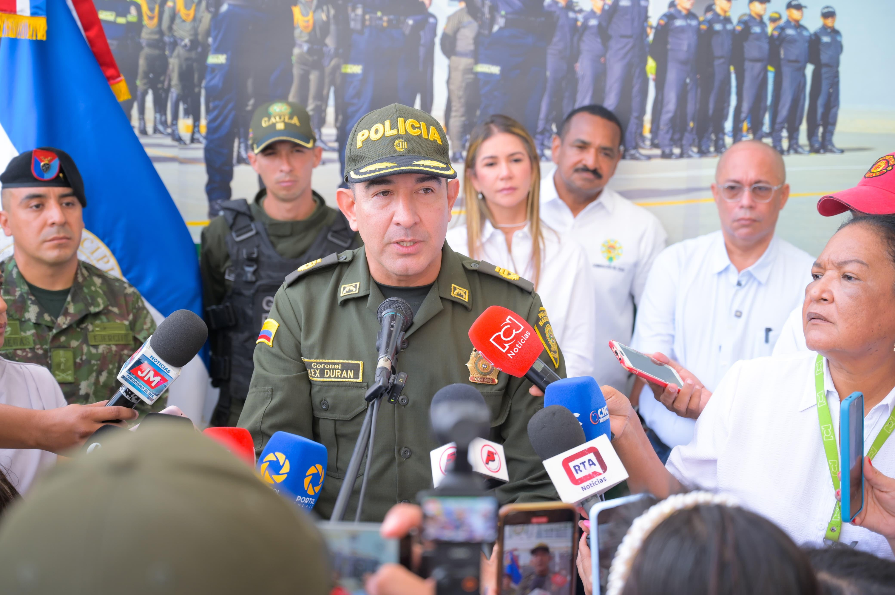 Policía