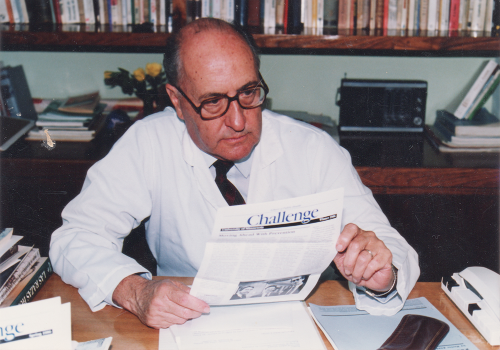 Héctor Abad Gómez, fue profesor de la Facultad de Medicina de la Universidad de Antioquia.