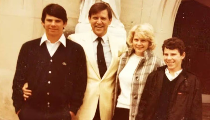 La familia Menéndez.