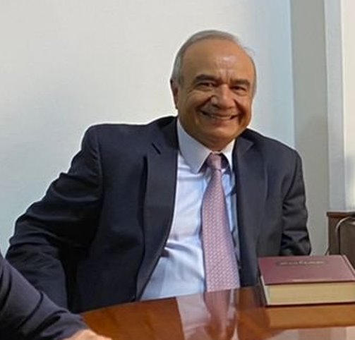 Héctor Carvajal.