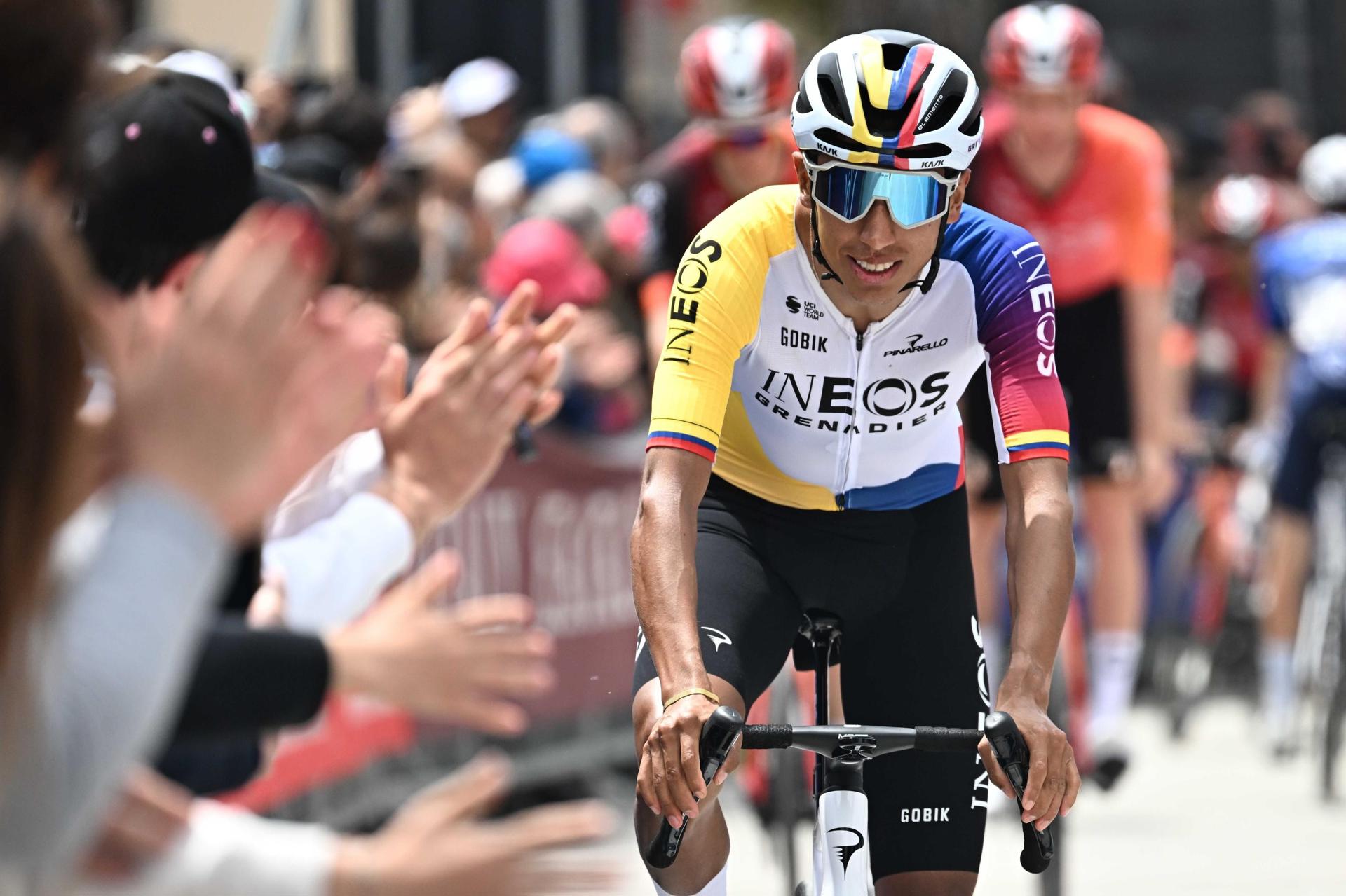 Giro de Italia | Egan Bernal fue monumental en el 'sterrato': Van Aert ...