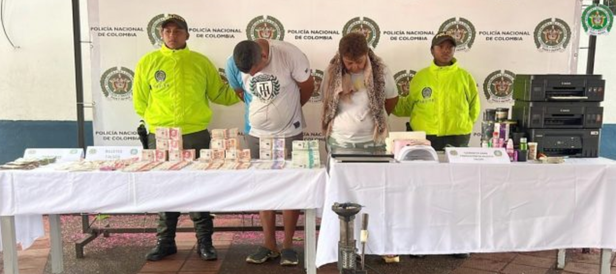 Billetes falsos en Meta