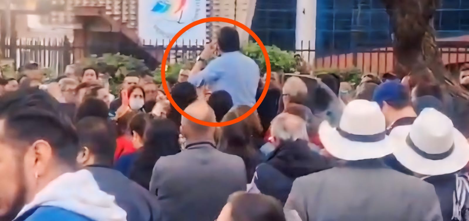 Miguel Uribe Turbay'ın çektiği tam an