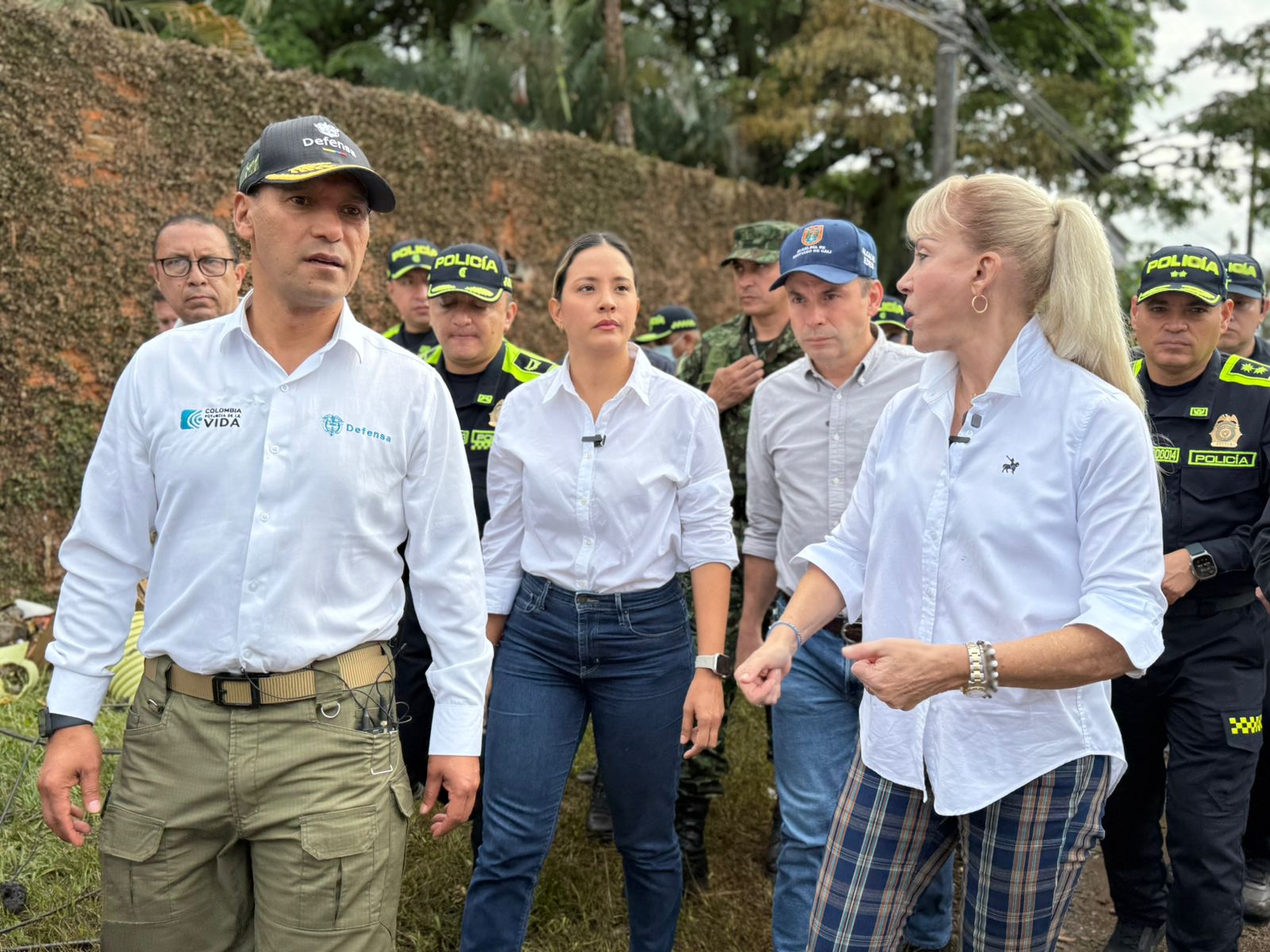 El Ministro de Defensa, Pedro Sánchez, Con la Gobernadora del Valle y Los Alcaldes de Cali y Jamundí.