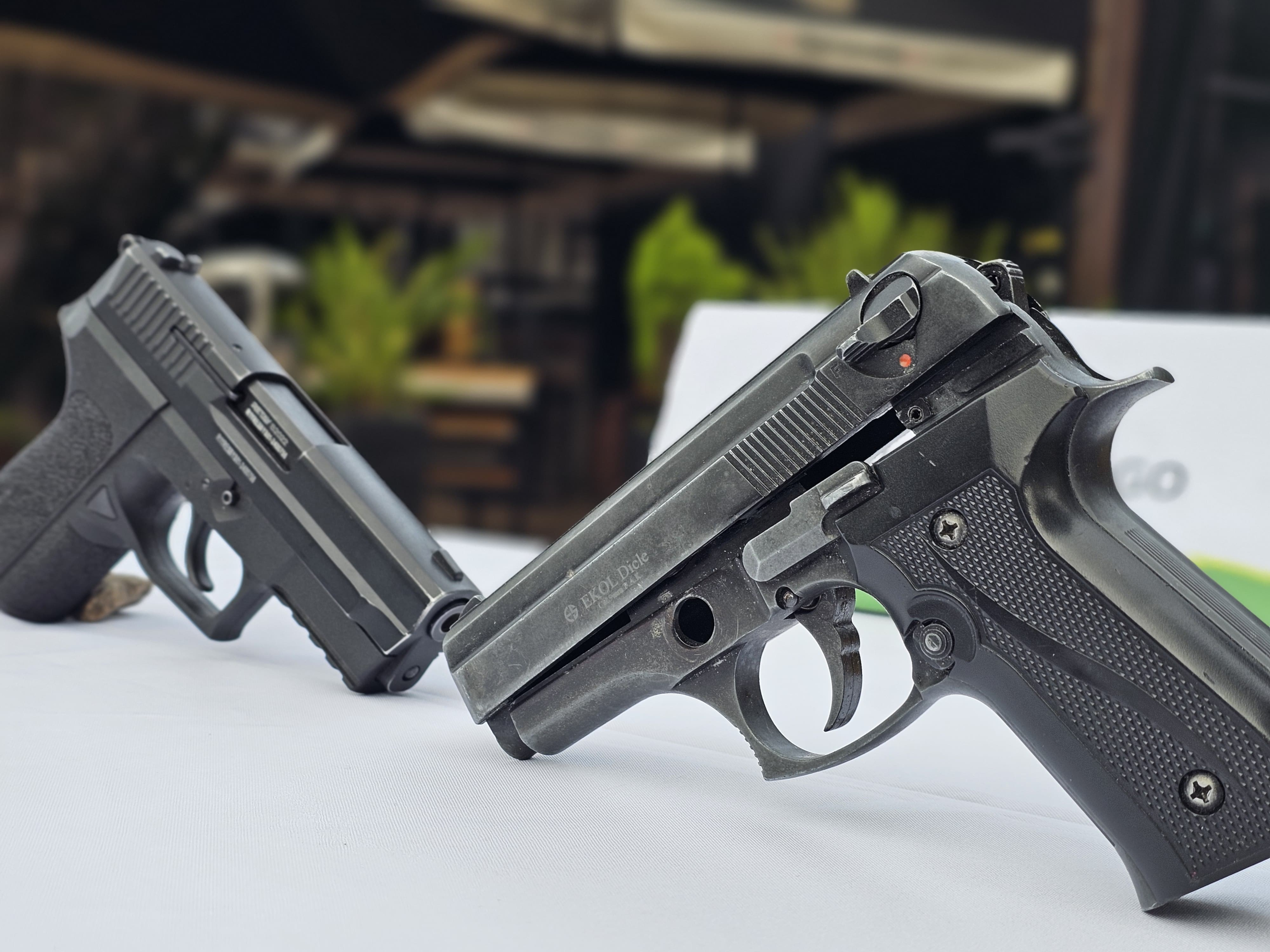 Los Delincuentes Amedrentaban con Armas de Fuego y Blancas.