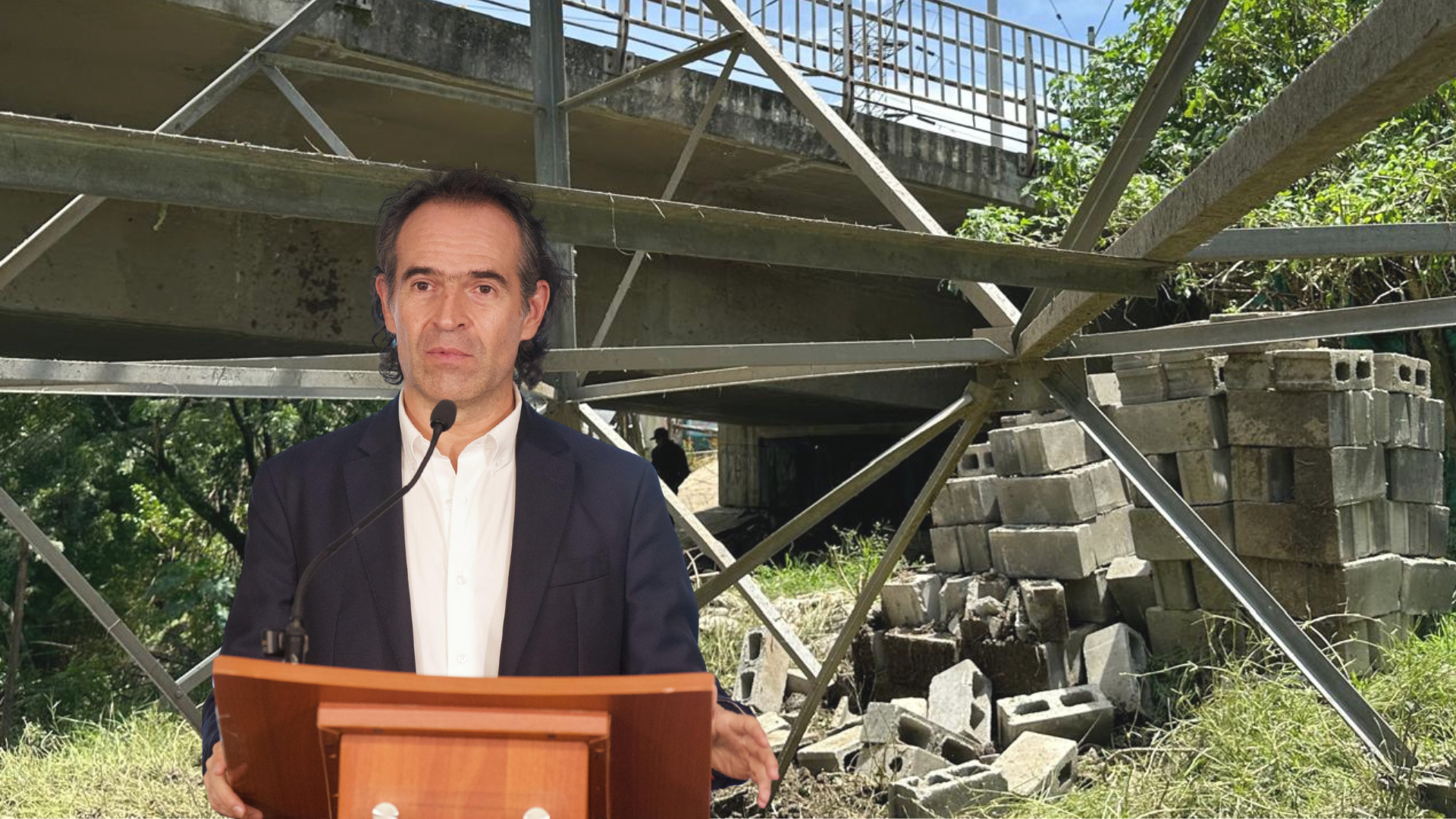 Fico, explosión.