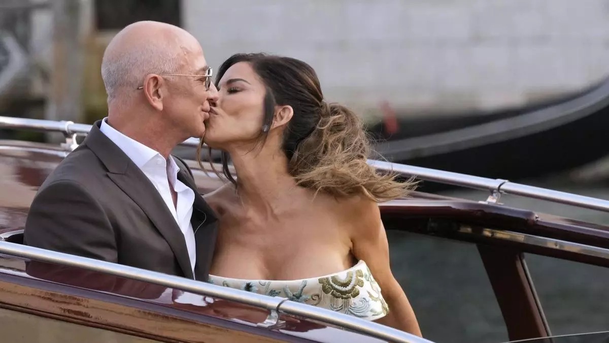 La pareja en uno de los planes que organizaron para la previa de su boda.