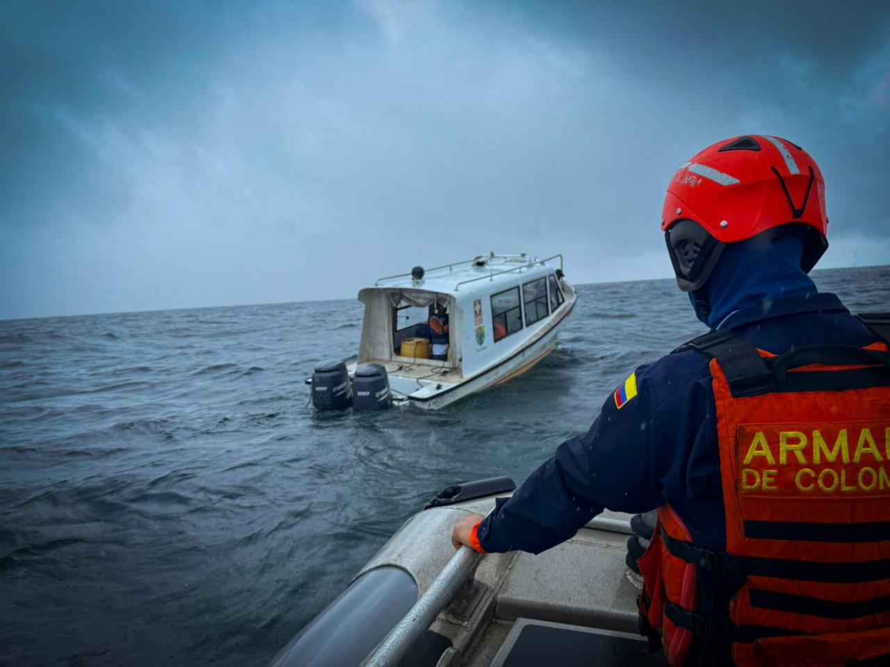 Armada Nacional Con Operactos en Zonas de Playas y Bocanas en Buenaventura.