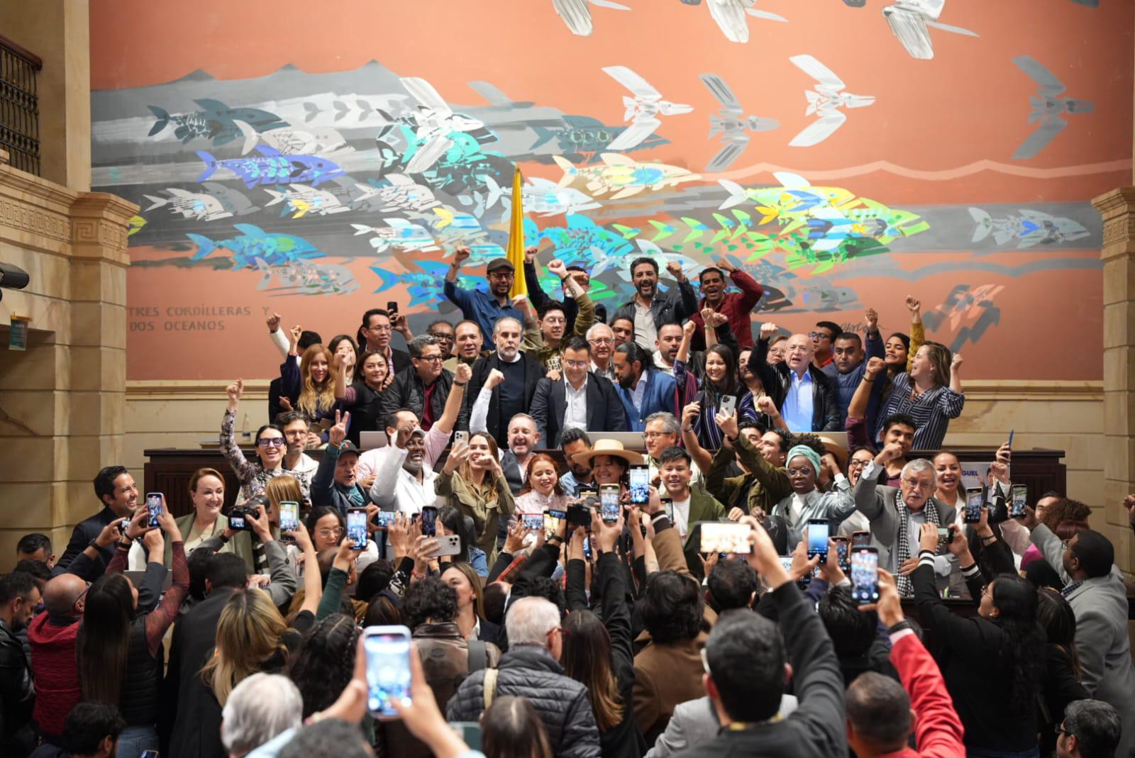 Cámara de Representantes aprueba la reforma pensional.