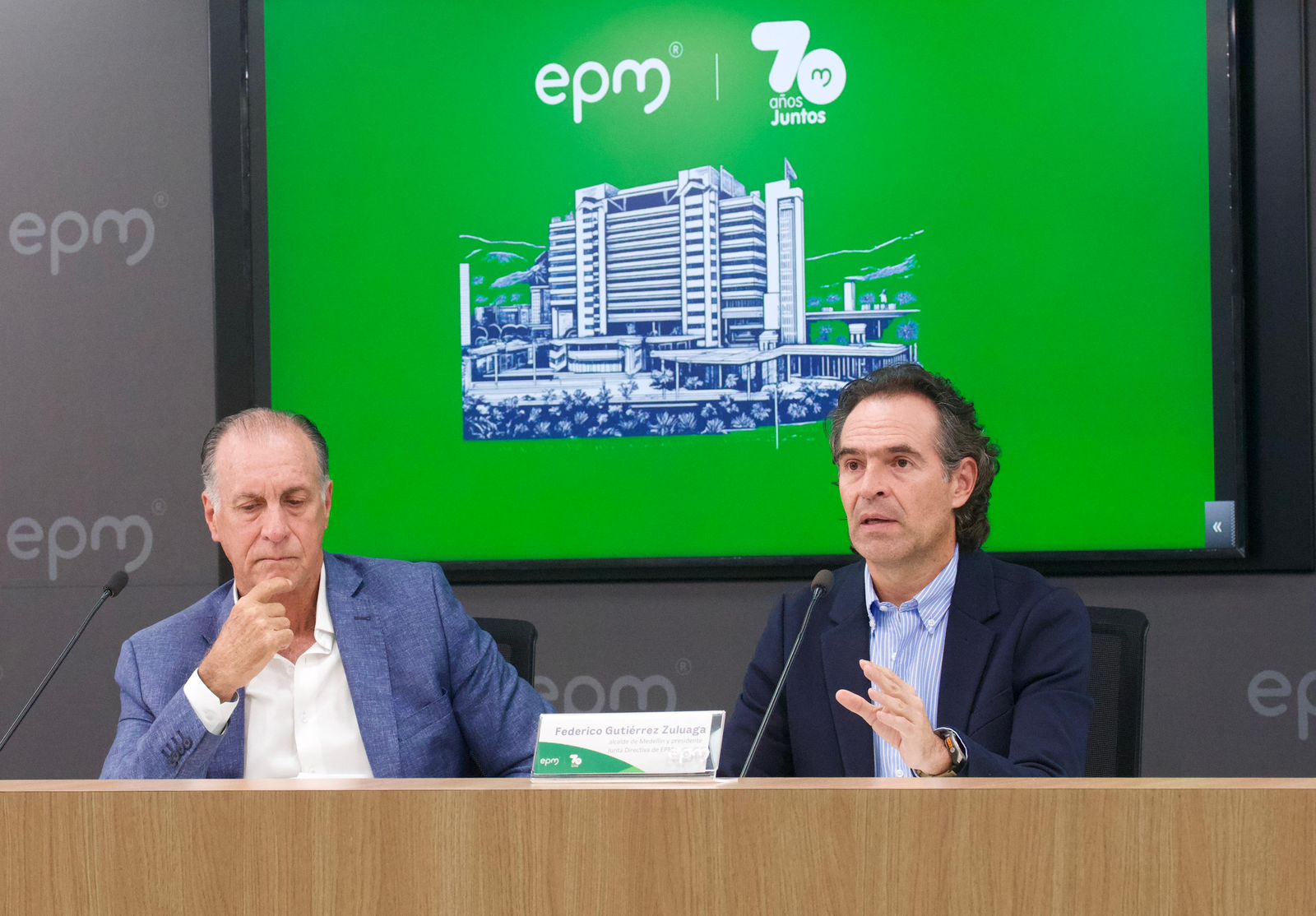 John Maya Salazar, gerente de EPM y Federico Gutiérrez, alcalde de Medellín.