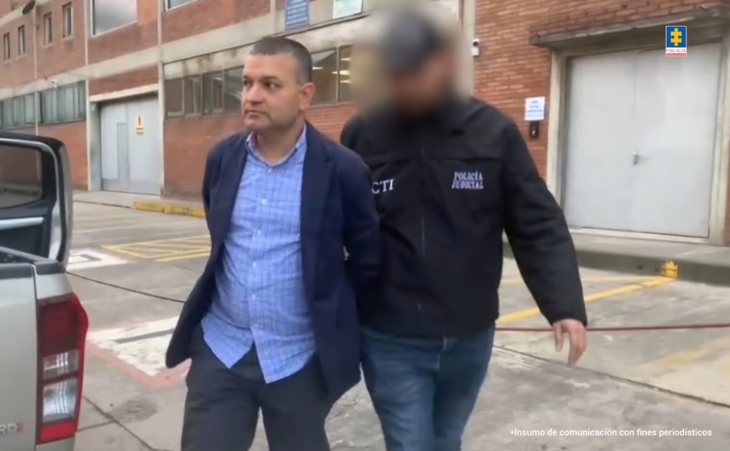 Momento de la Captura del Exalcalde Carlos Maya Cuando Estaba en Bogotá.