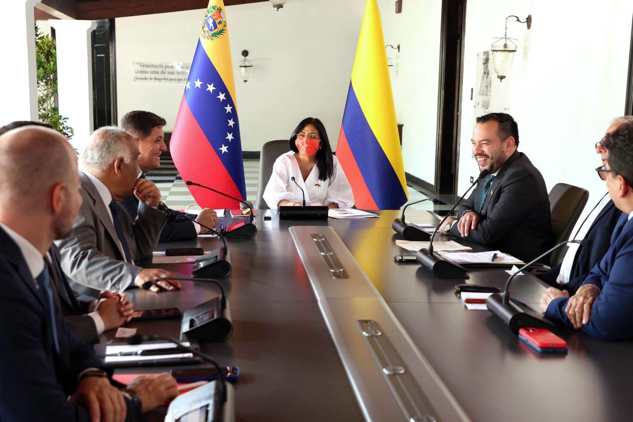 Visita oficial a Venezuela del ministro de Minas y Energía, Edwin Palma