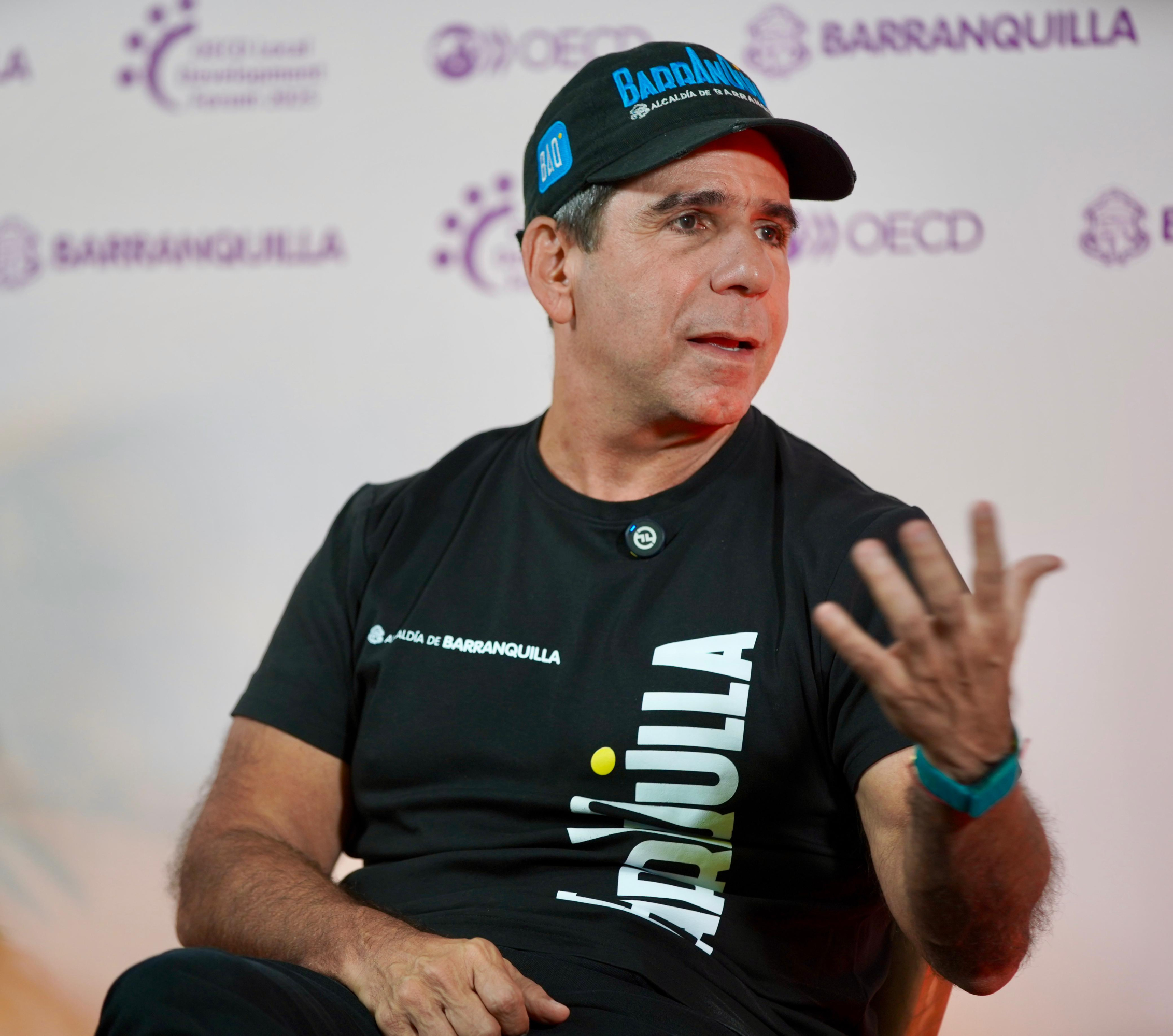 Alejandro Char, Barranquilla Belediye Başkanı, OECD 2025 forumunda