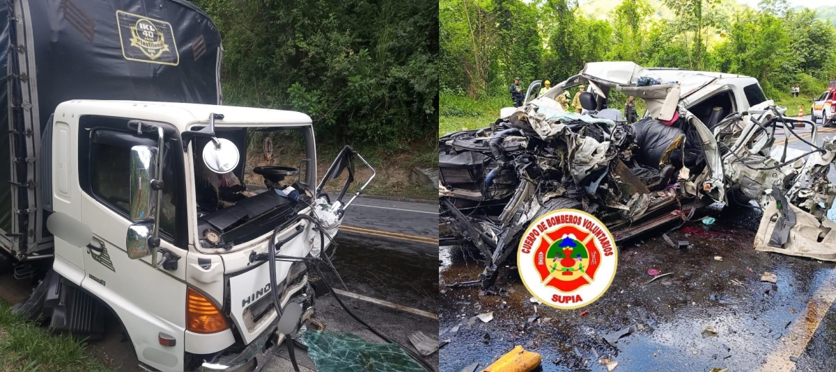 Impactante Choque Entre una camioneta y un Camión en Vías del Eje Cafetero.