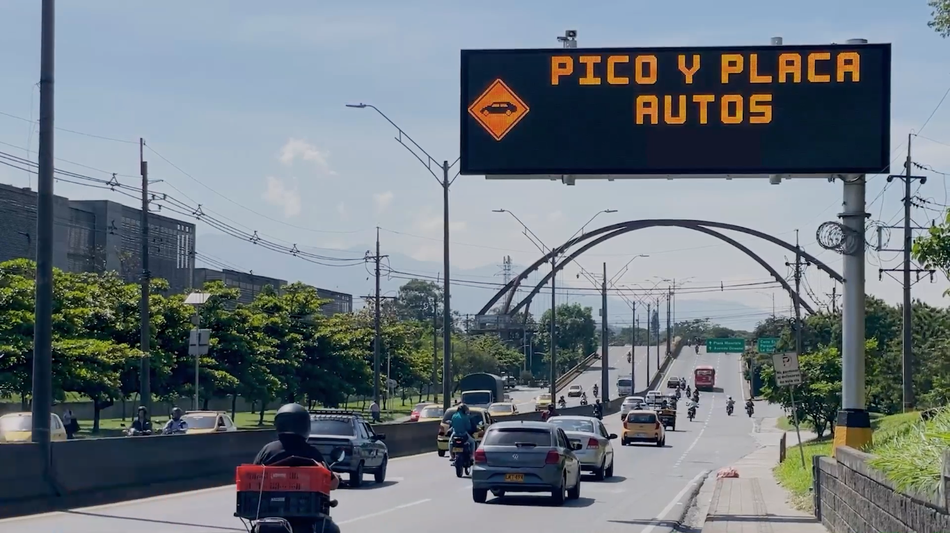 Pico y PlacA Medellín