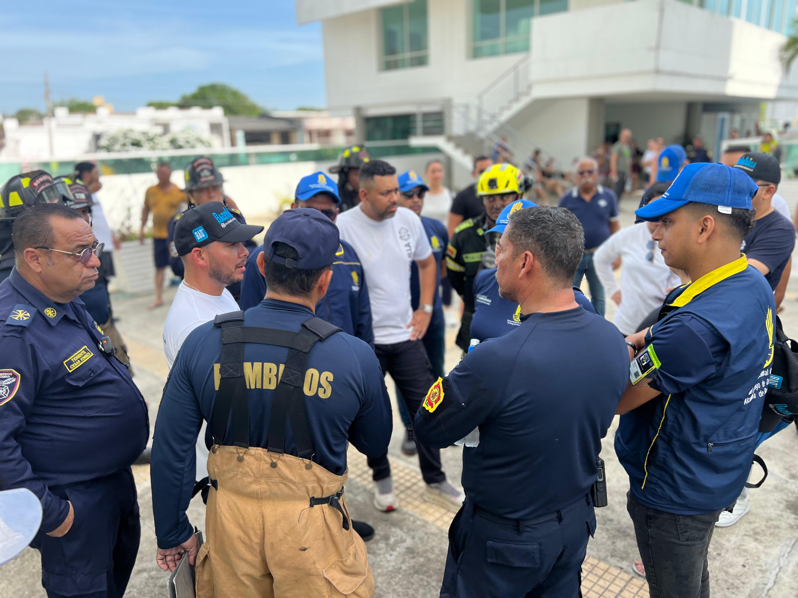 Incendio en conjunto Las Flores del recreo en Barranquilla.