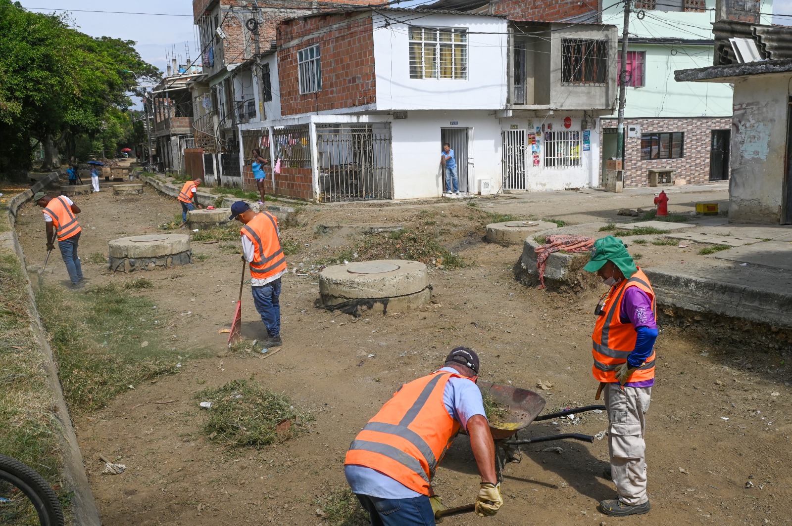 Bacheos en Barrios de Cali.