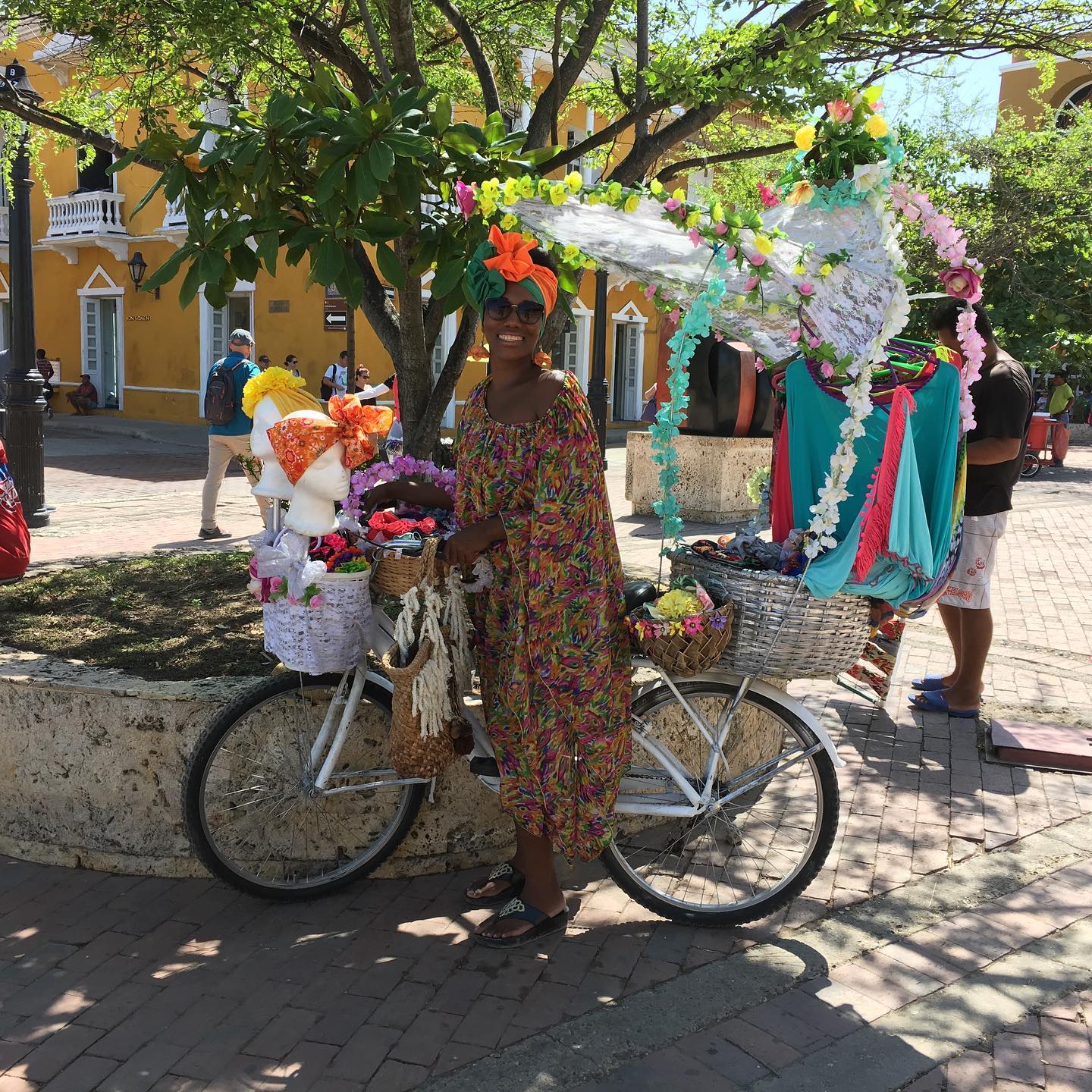 Rosmery Medrano, La Reconcida Vendedora de Turbantes.