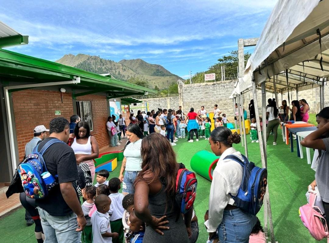 Niños en el Centro de Desarrollo Infantil.