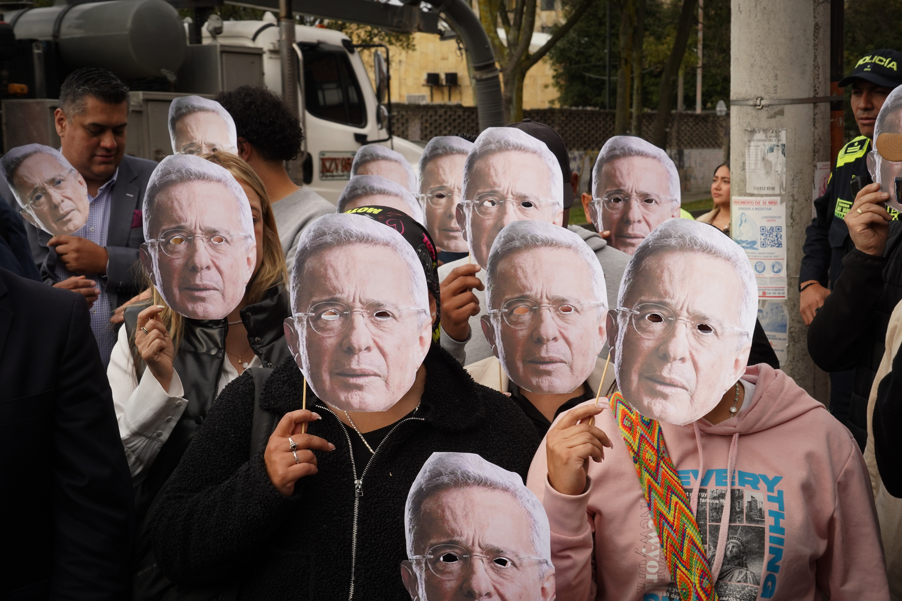 lectura del fallo contra el ex presidente Álvaro Uribe en los juzgados de Paloquemao por la Juez Sandra Heredia