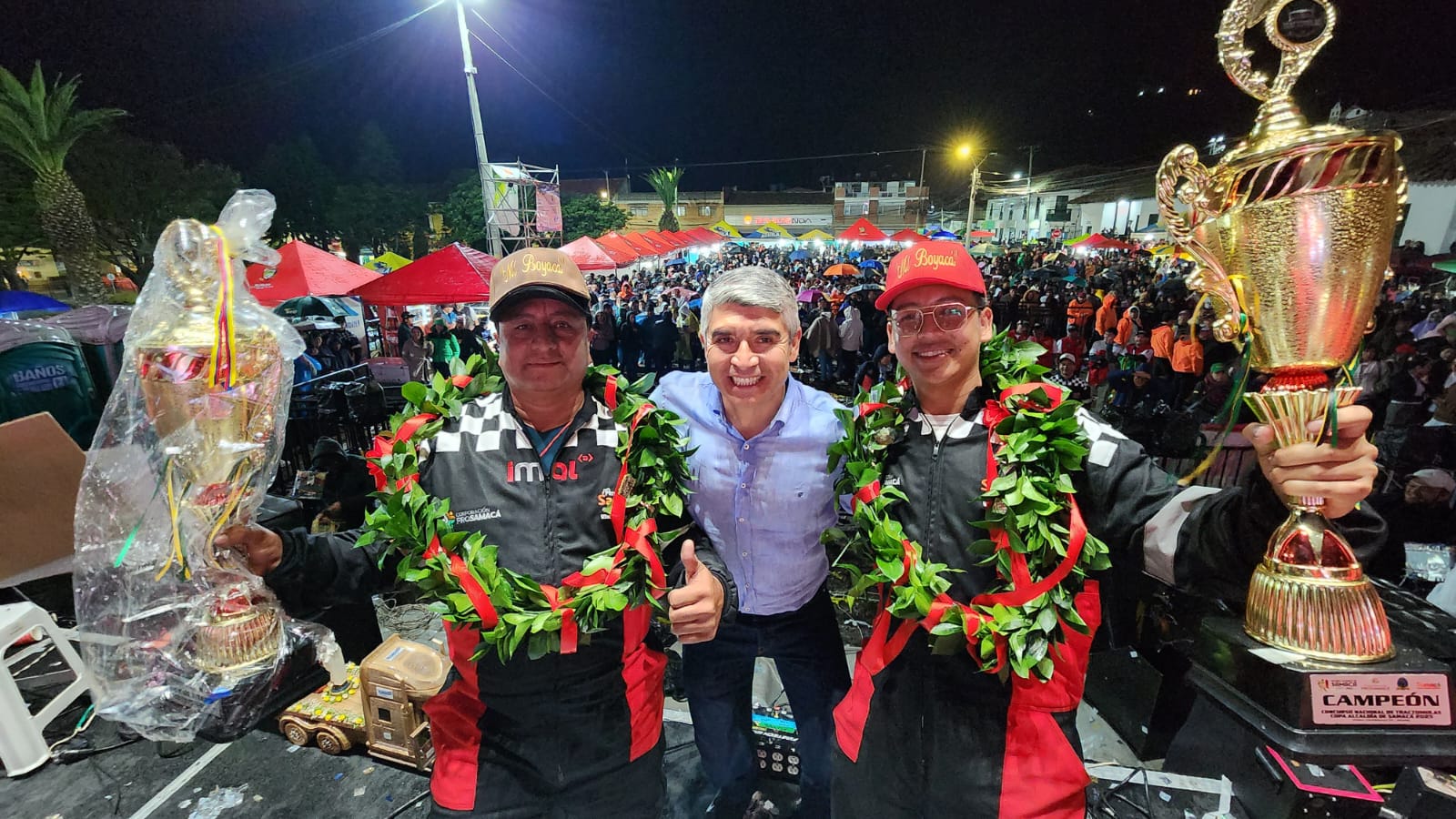 Padre E Hijo, COMO CAMPEONES RECIBIERON EL RECONOCIMIENTO PORTE DEL ALCALDE DE SAMACÁ, WILSON CASTIBLANCO.