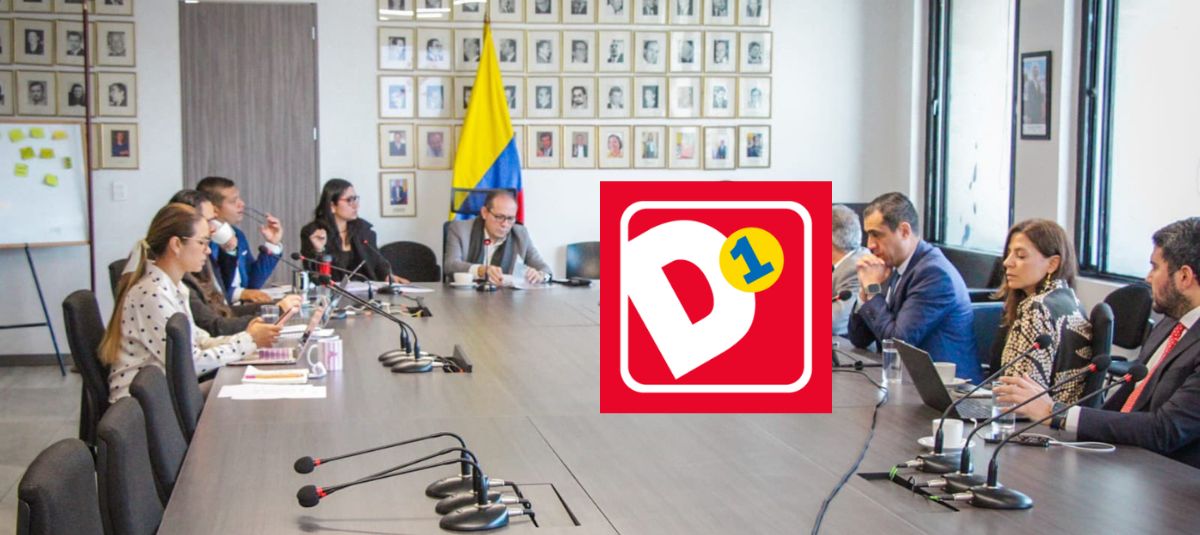 Ministerio del Trabajo y Tiendas D1