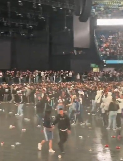 Hombre Relató lo Presenció en el Movistar Arena en Medio de perturbaciones en el Concierto Damas Gatis